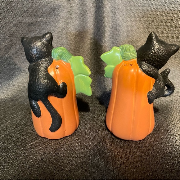 Vintage 1994 Loomco halloween figurines. Cats in pumpkins - Picture 4 of 9